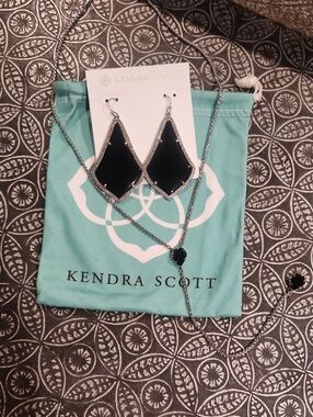 Kendra Scott Black Drop Earrings with Matching Black Lariat Necklace
